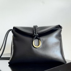 보테가 베네타 리베르타 미디엄 블랙